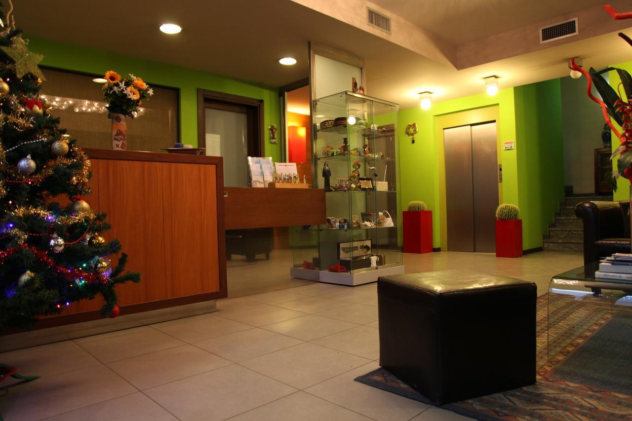 Hotel Il Borghetto Bariano Exterior foto